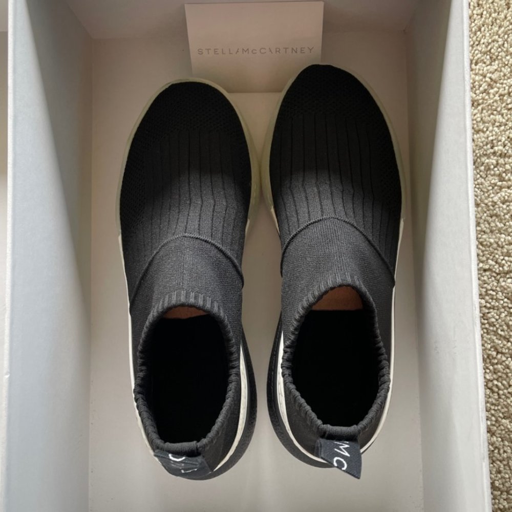 Stella McCartney low top slip on Tess.S.Gomma 38c black sneakers